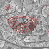 L'area di Bari Vecchia dove secondo l'archeologo Nino Lavermicocca sorgeva un teatro romano: si tratta di un semicerchio, i cui raggi si irradiano in direzione sud partendo dall'odierno largo Albicocca